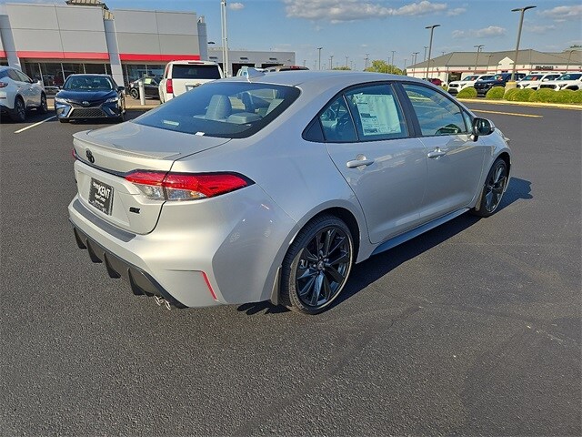 2026 Toyota Corolla SE photo 3