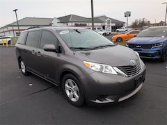 2014 Toyota Sienna LE Van