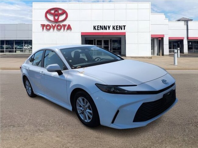2025 Toyota Camry LE Sedan