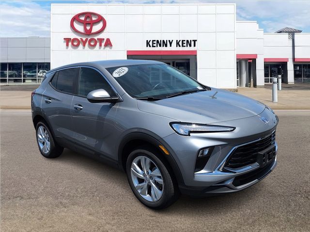 2025 Buick Encore GX Preferred AWD's photo