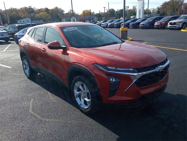 2024 Chevrolet Trax LS SUV