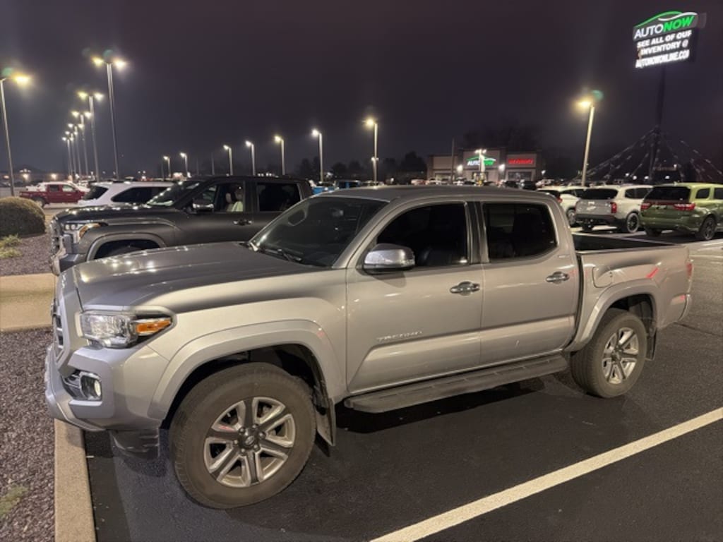 Used 2017 Toyota Tacoma Limited Truck Double Cab