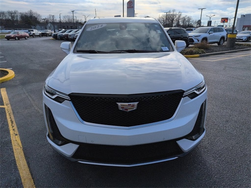 Used 2024 CADILLAC XT6 Sport SUV