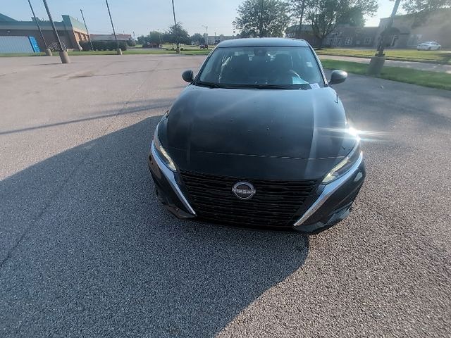 2025 Nissan Altima SV - Photo 12