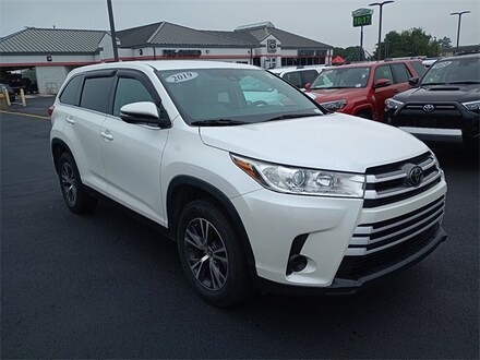 2019 Toyota Highlander LE SUV