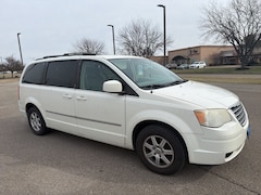 2010 Chrysler Town & Country Touring Van