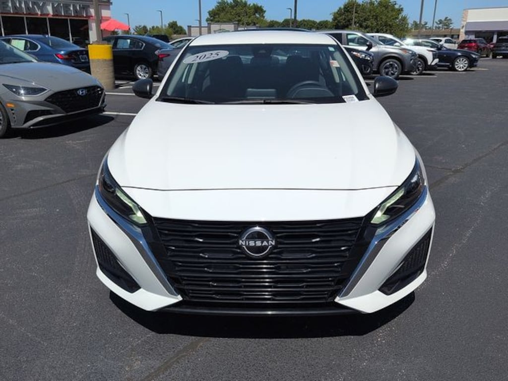 Used 2025 Nissan Altima 2.5 SV Sedan