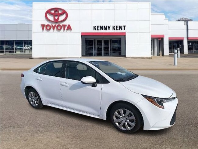 2025 Toyota Corolla LE Sedan
