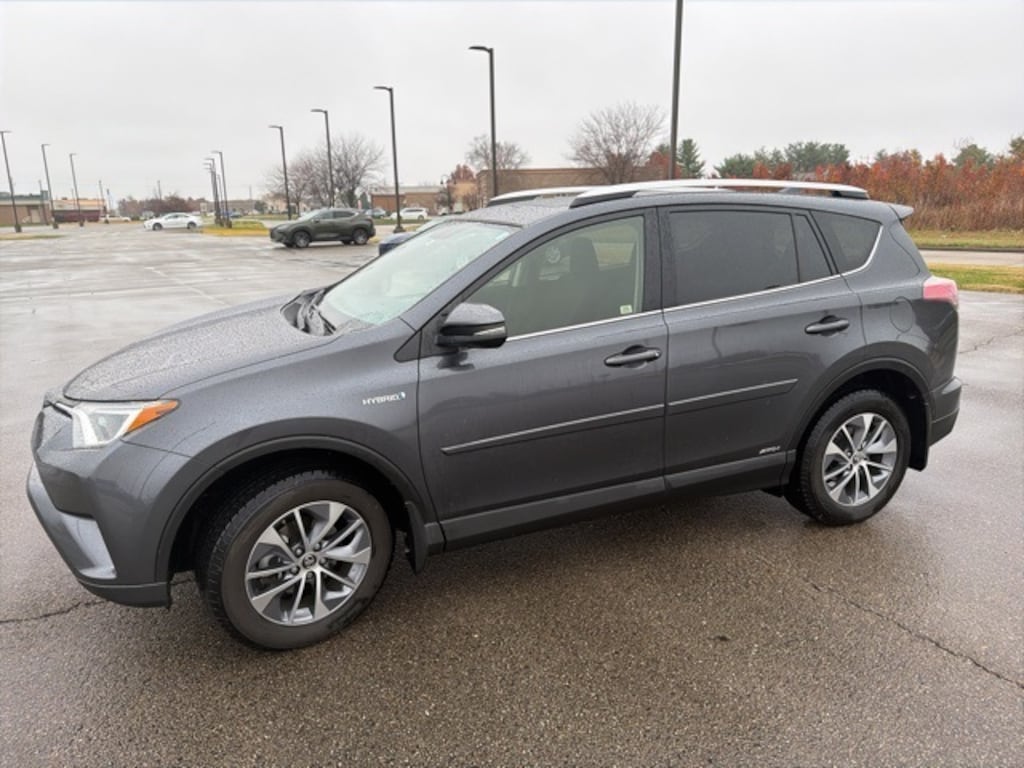 Used 2016 Toyota RAV4 Hybrid XLE SUV