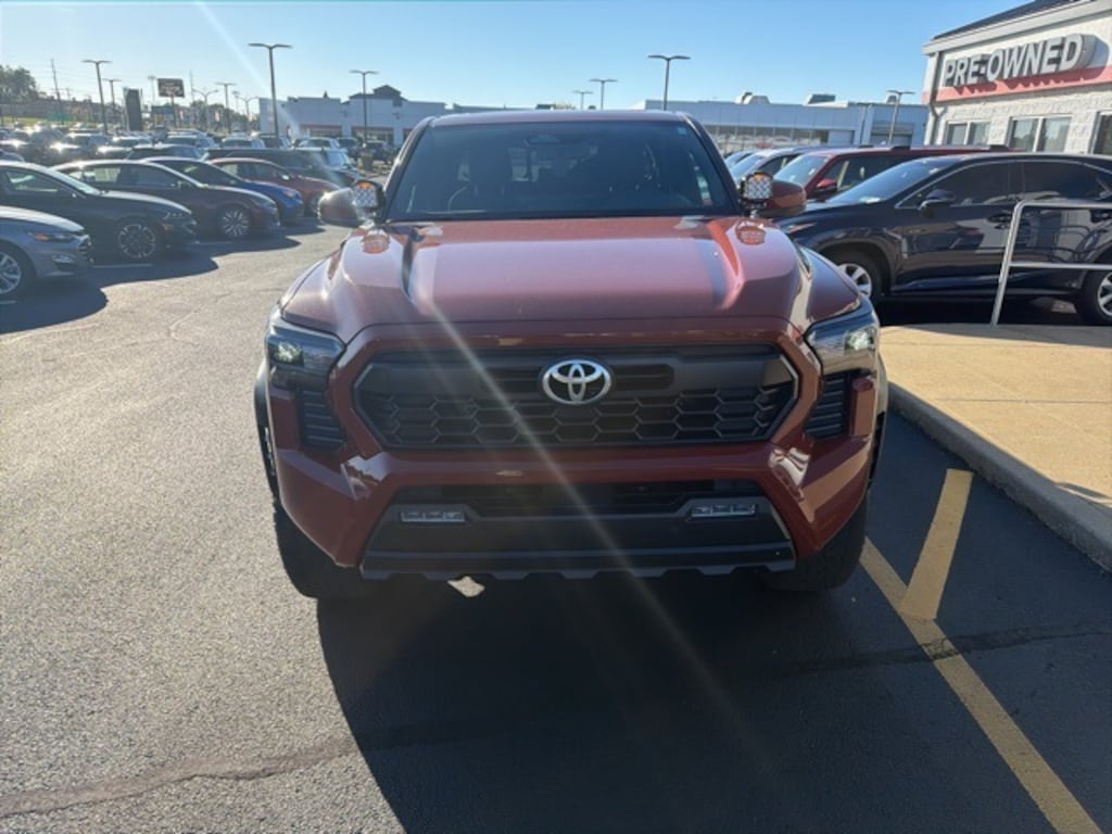Used 2025 Toyota Tacoma TRD Off-Road Truck Double Cab