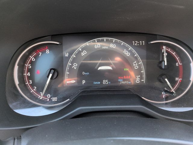 2025 Toyota RAV4 XLE - Photo 21