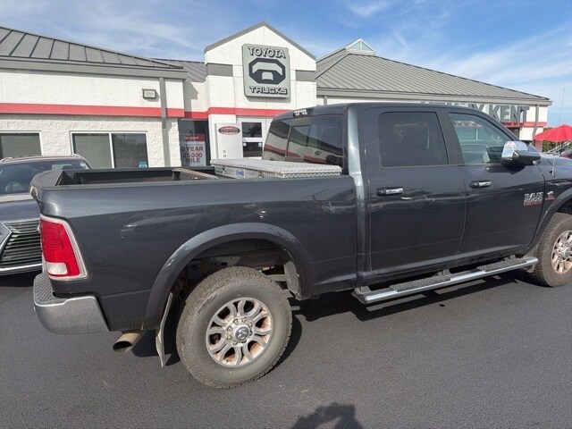2018 Ram 2500 Laramie photo 2