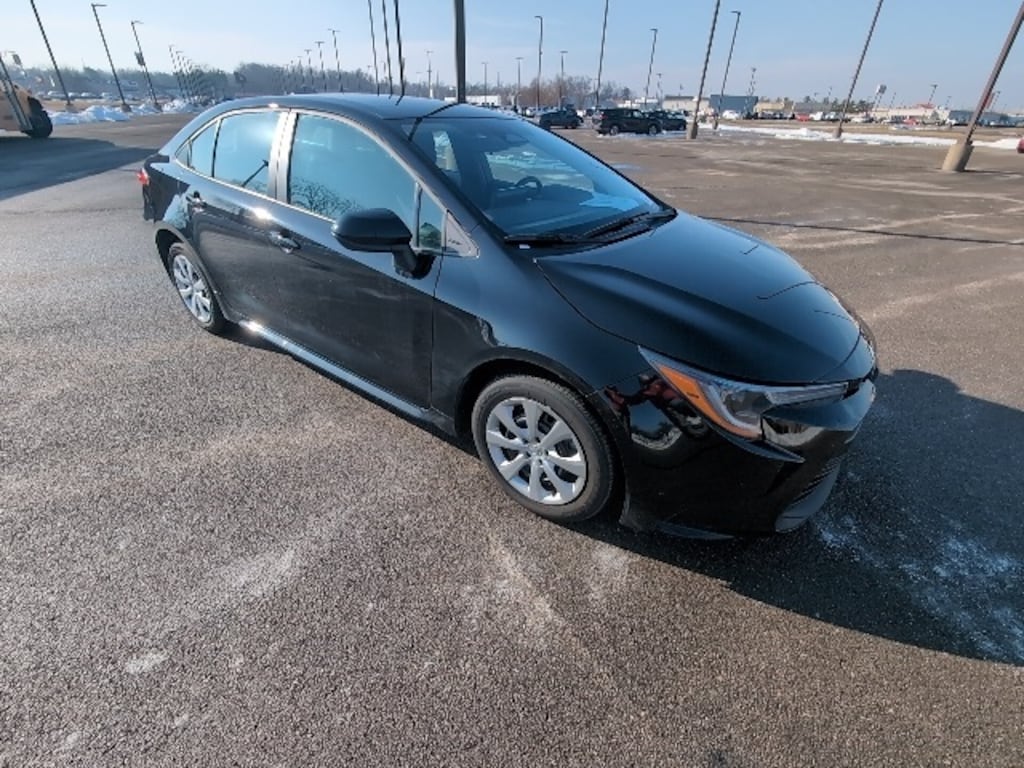 Certified 2025 Toyota Corolla LE Sedan