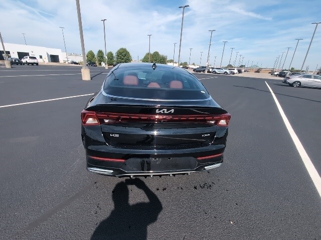 2024 Kia K5 GT-Line photo 4