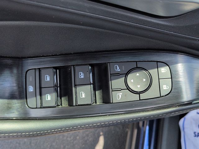 2025 Nissan Rogue SV - Photo 14