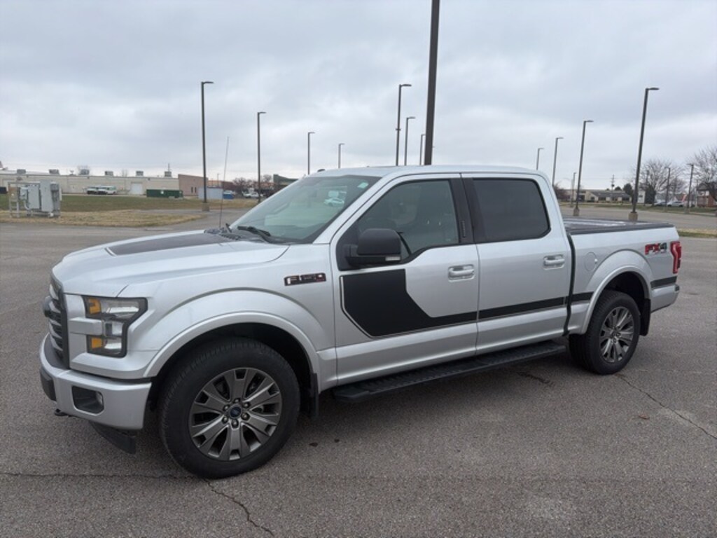 Used 2017 Ford F-150 XLT Truck SuperCrew Cab