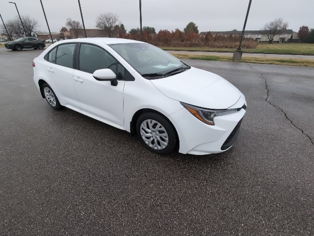 Certified 2025 Toyota Corolla LE Sedan