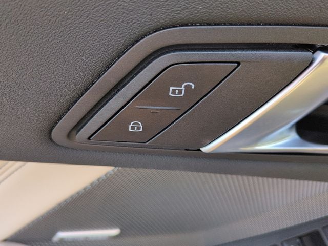 2025 BMW 2 Series M235 - Photo 19