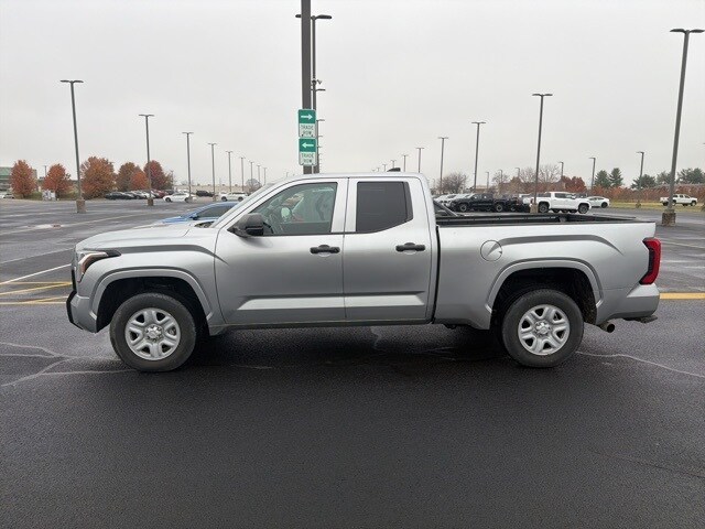 2022 Toyota Tundra SR photo 3