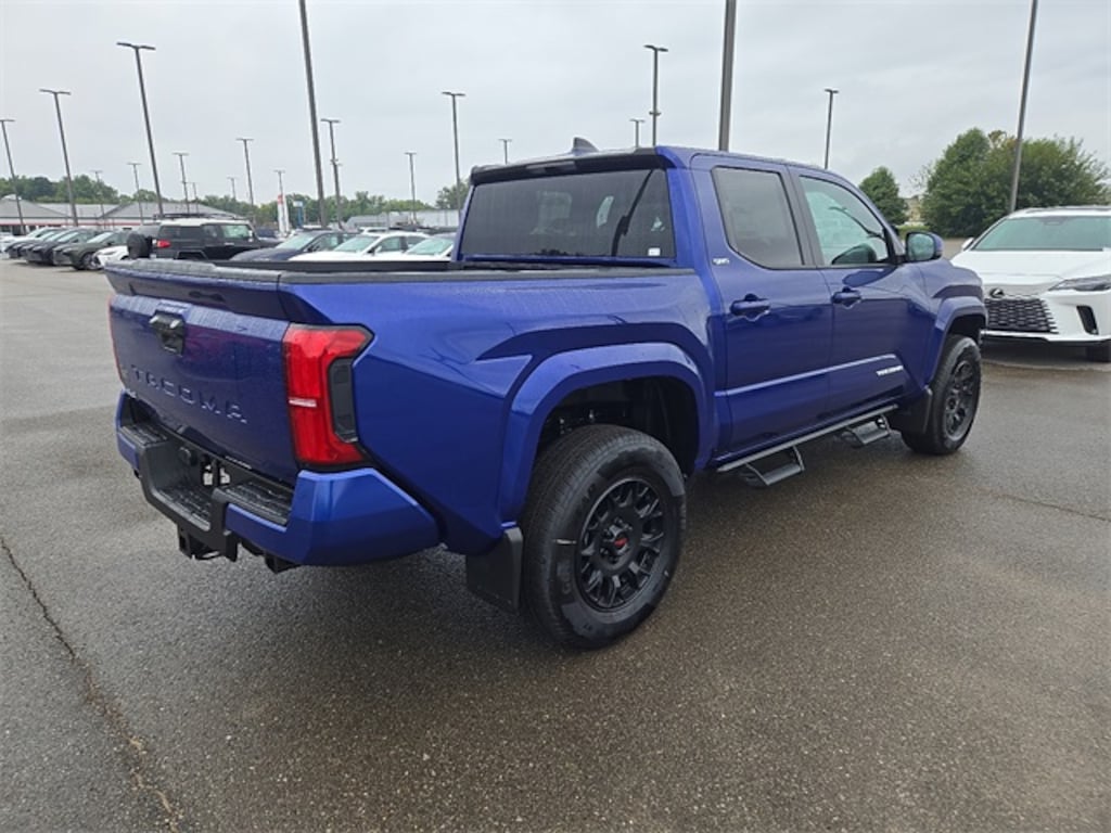 New 2025 Toyota Tacoma SR5 Truck Double Cab