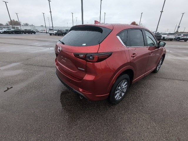2025 Mazda CX-5 2.5 S Preferred photo 2
