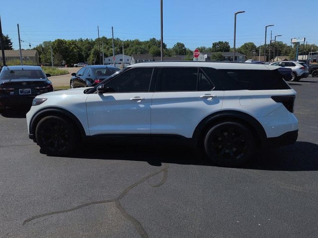 Used 2022 Ford Explorer ST SUV