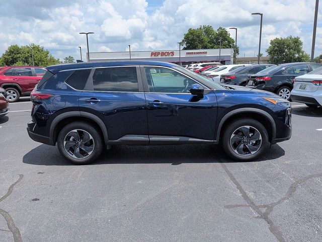 2025 Nissan Rogue SV - Photo 8