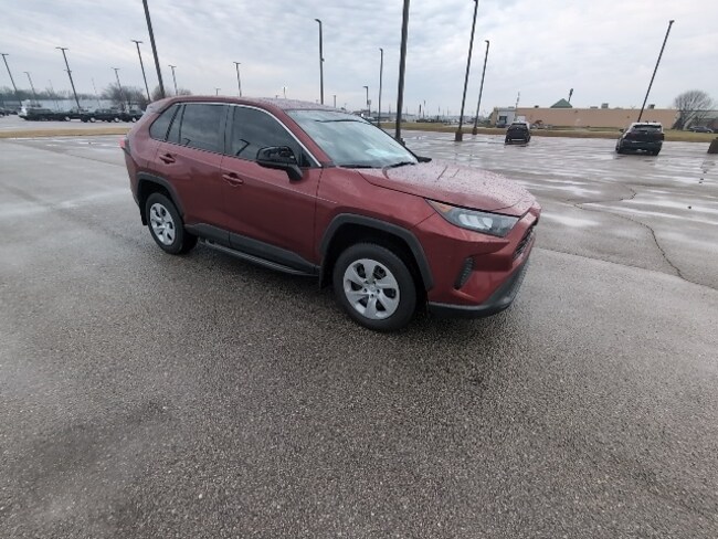 2022 Toyota RAV4 LE SUV