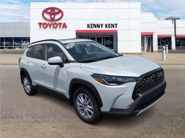 White (Wind Chill Pearl) 2023 Toyota Corolla Cross SUV / Crossover All-Wheel Drive Continuously Variable Transmission