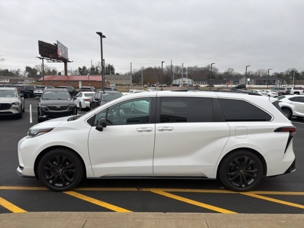 Certified 2023 Toyota Sienna XSE Van Passenger Van