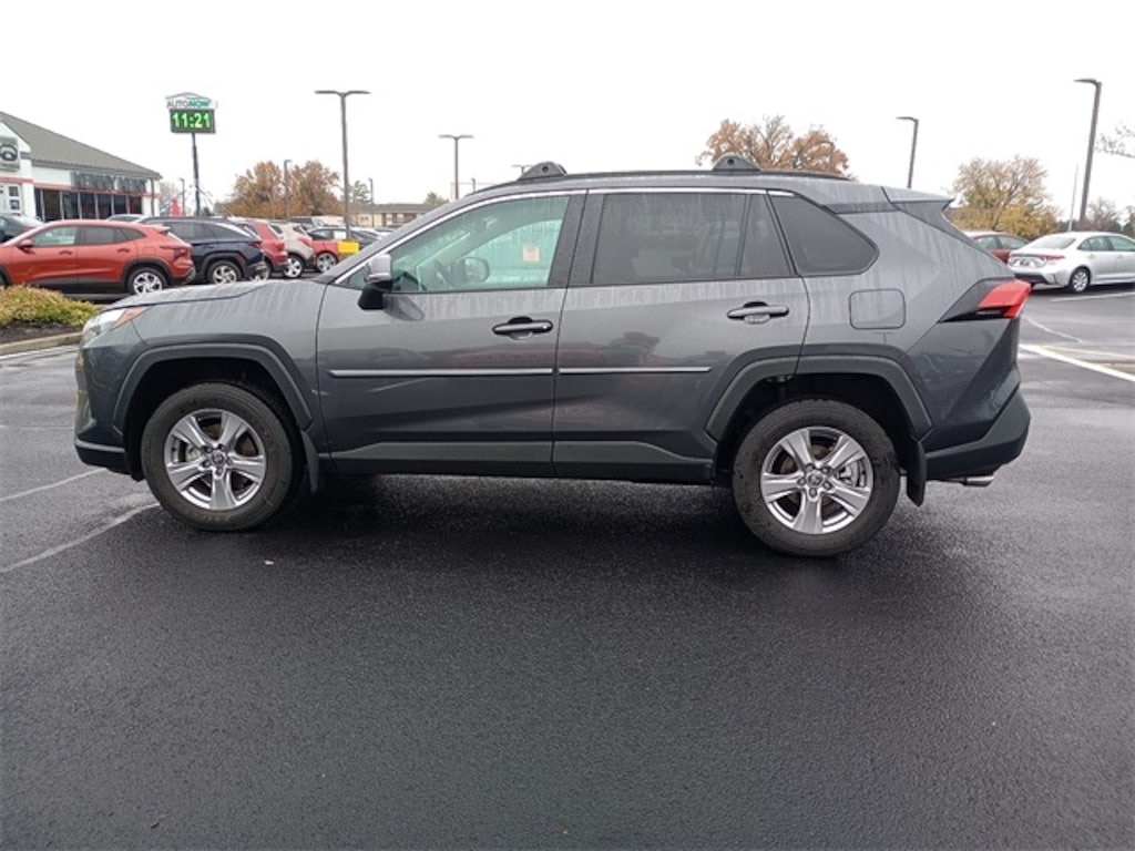 Used 2025 Toyota RAV4 XLE SUV