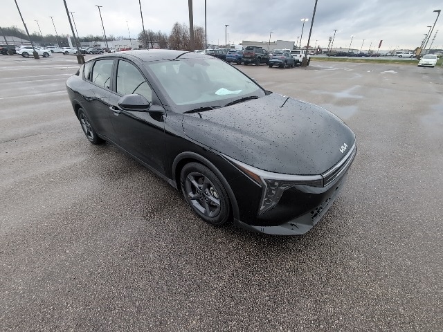 2025 Kia K4 LXS's photo