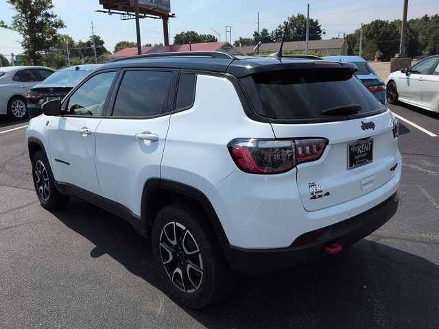2025 Jeep Compass Trailhawk - Photo 5