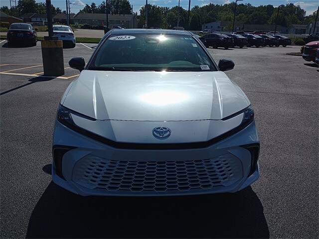 2025 Toyota Camry XSE photo 2