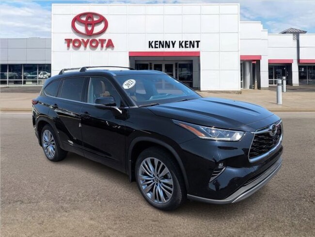 2023 Toyota Highlander Platinum SUV