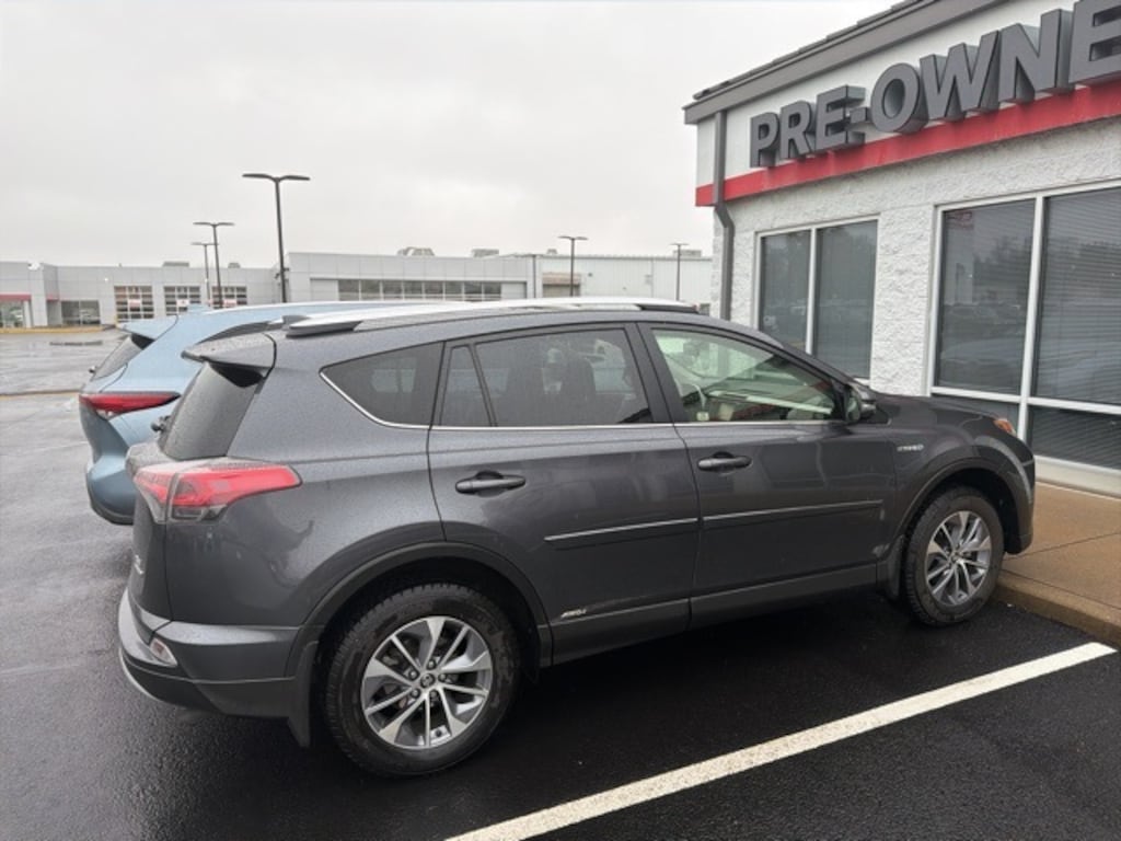 Used 2016 Toyota RAV4 Hybrid XLE SUV