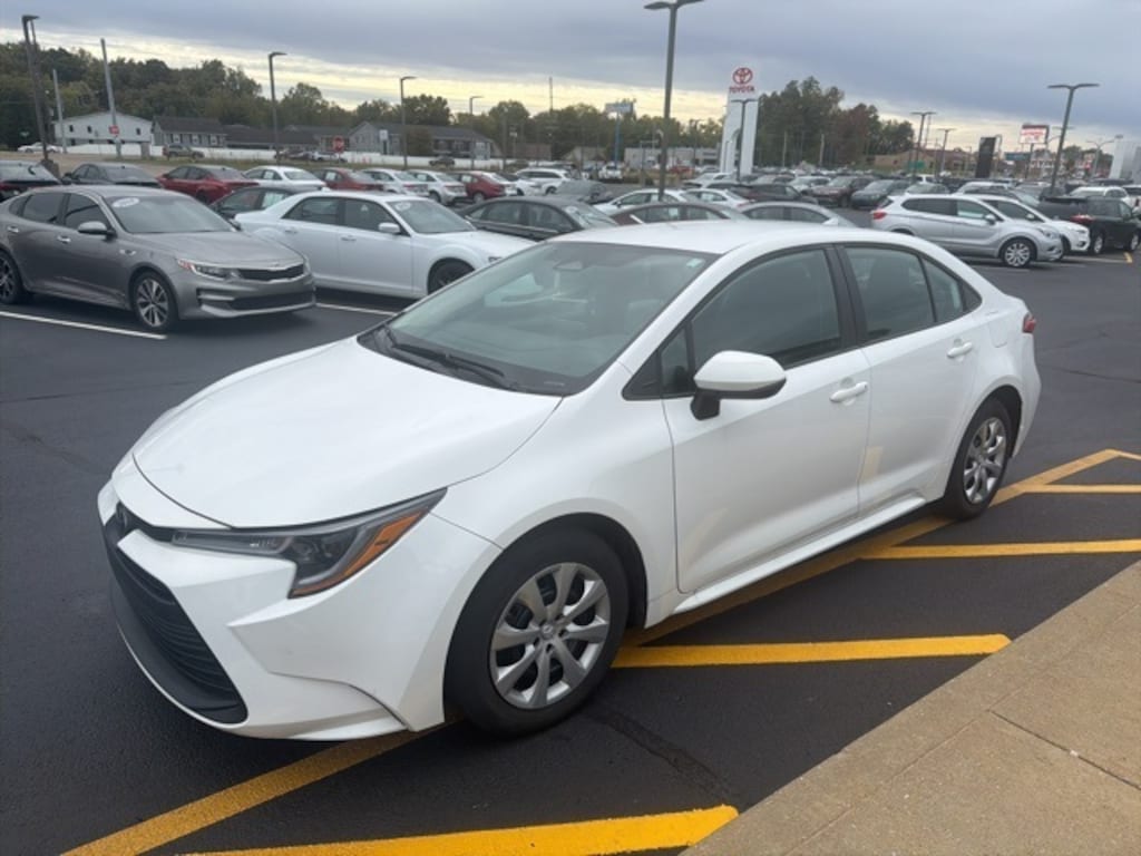Certified 2023 Toyota Corolla LE Sedan