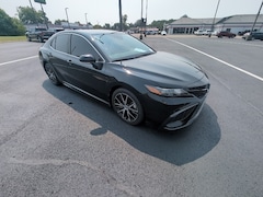 2022 Toyota Camry SE Sedan