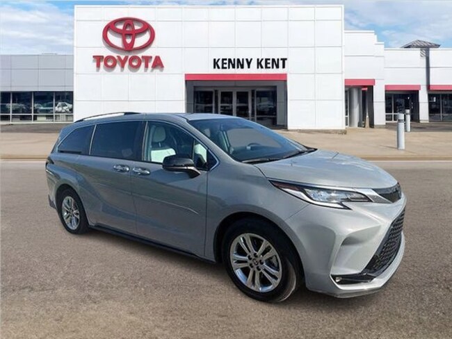 2023 Toyota Sienna XSE Van Passenger Van