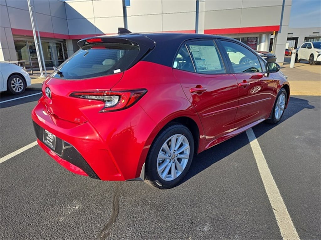 New 2026 Toyota Corolla Hatchback SE Hatchback