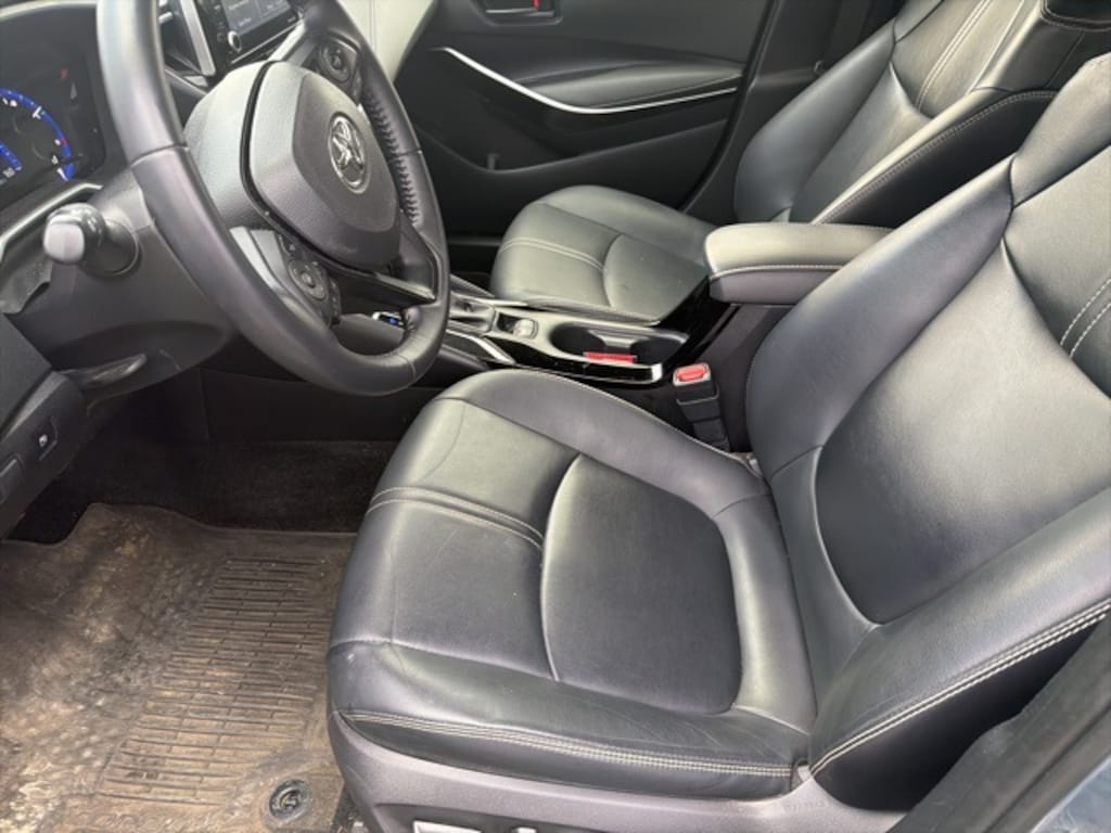 Certified 2022 Toyota Corolla Hybrid LE Sedan