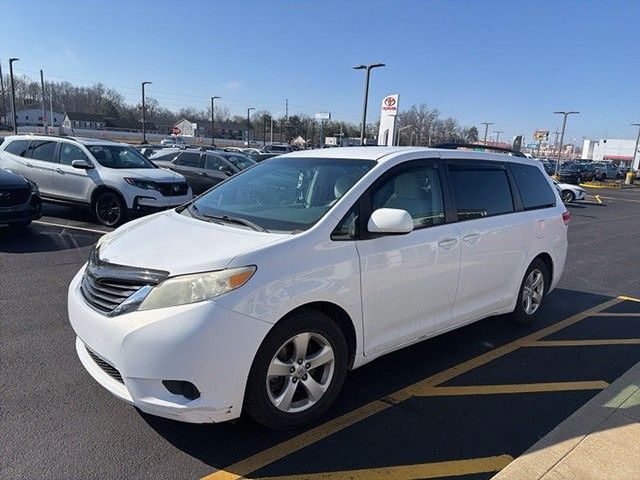 Used 2013 Toyota Sienna LE with VIN 5TDKK3DC1DS373575 for sale in Evansville, IN