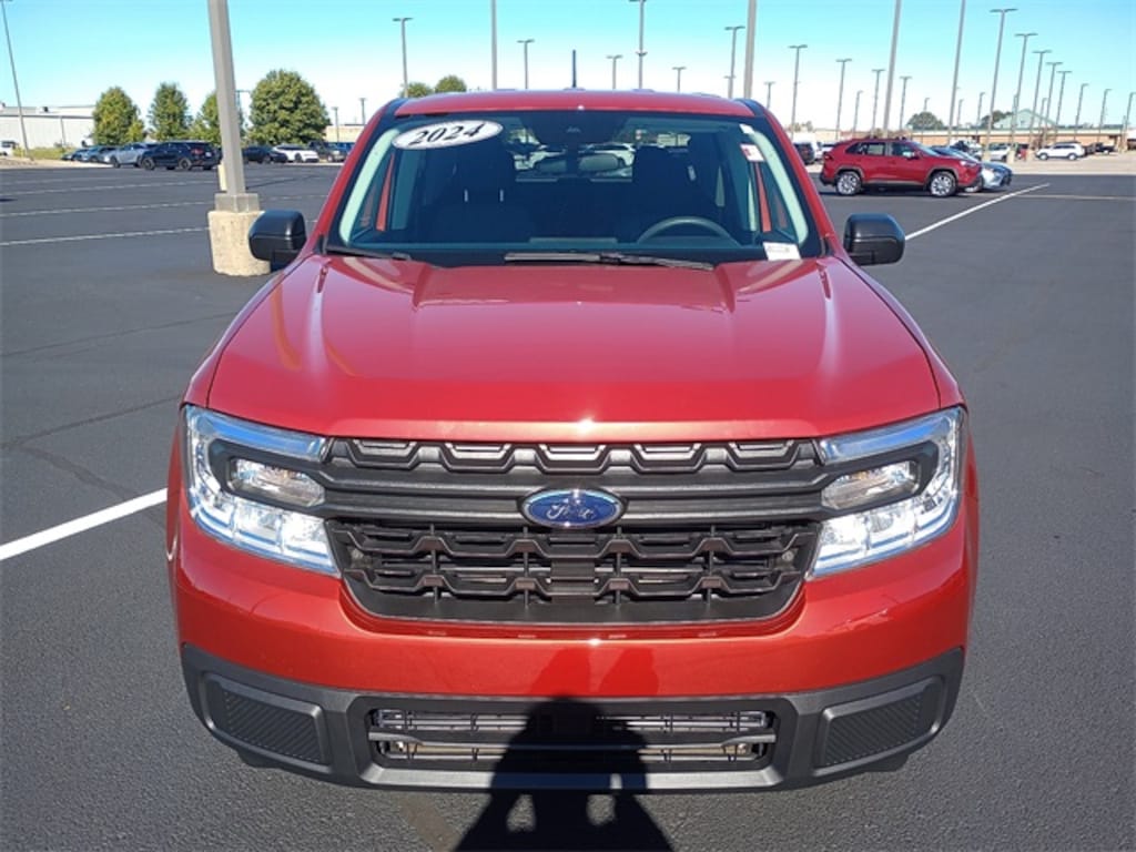 Used 2024 Ford Maverick XL Truck SuperCrew