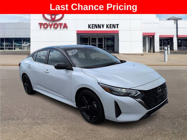 Aspen White Tricoat Super Black 2024 Nissan Sentra Sedan Front-Wheel Drive Continuously Variable Transmission