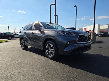 2025 Toyota Highlander XLE SUV