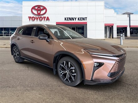 2025 Toyota Crown Signia XLE SUV