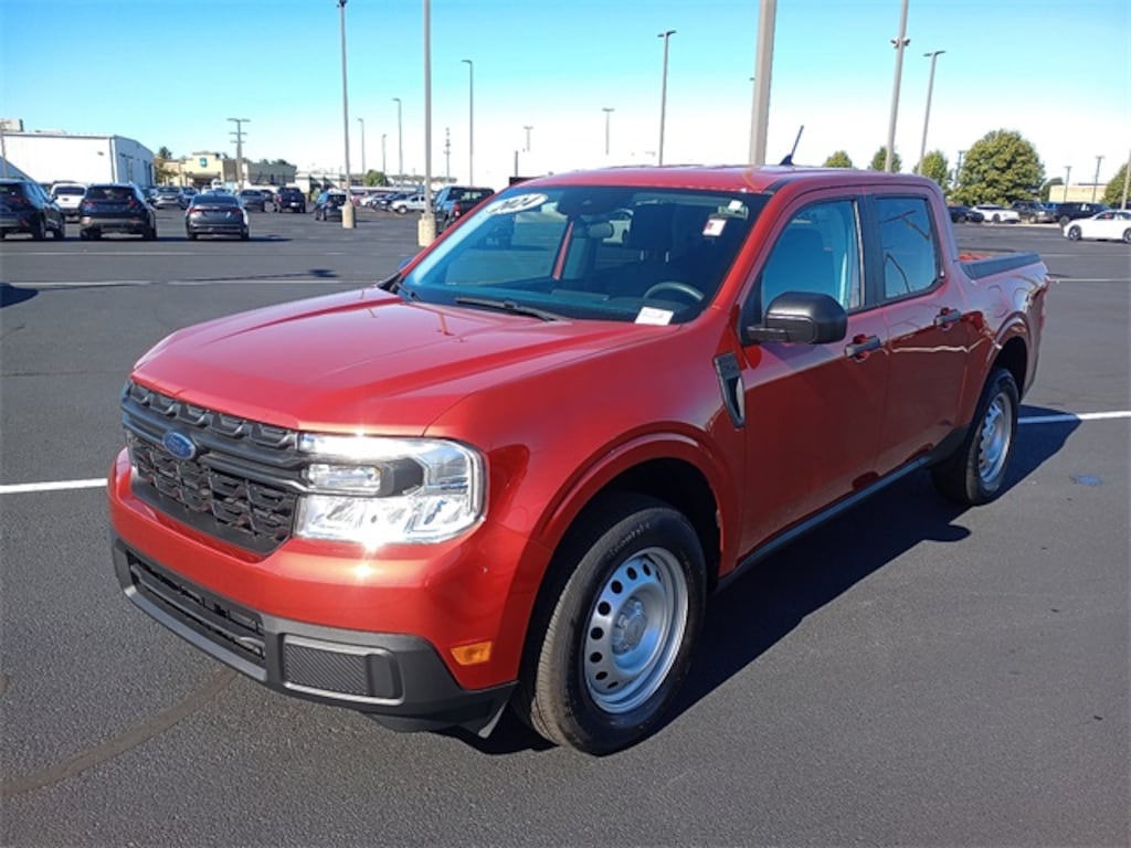 Used 2024 Ford Maverick XL Truck SuperCrew