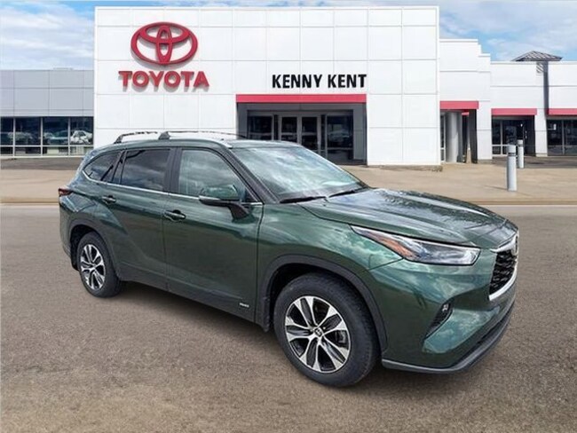 2025 Toyota Highlander Hybrid XLE SUV