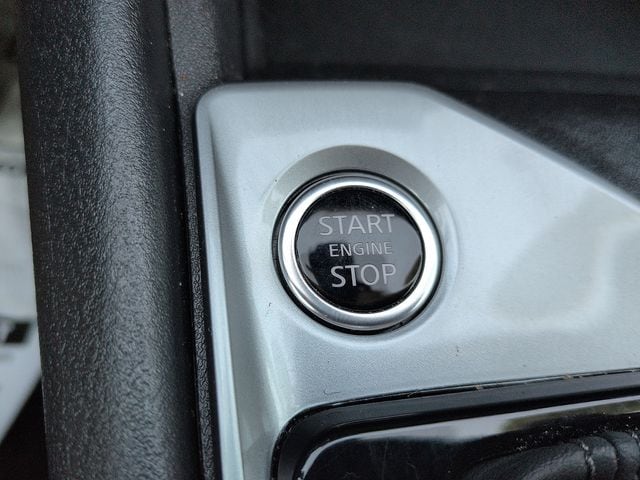2025 Nissan Altima SV - Photo 24