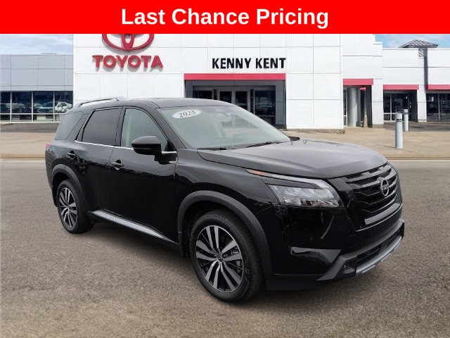 Super Black 2025 Nissan Pathfinder SUV / Crossover All-Wheel Drive 9-Speed Automatic